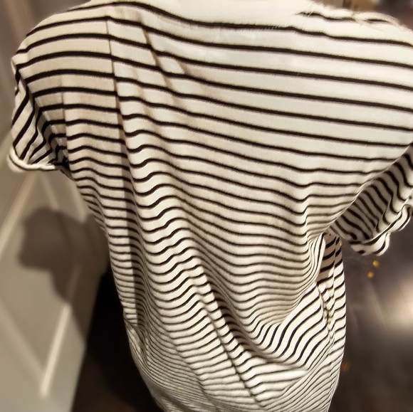 Frank and Oak, t-shirt, oversized T, size small - Picture 3 of 4